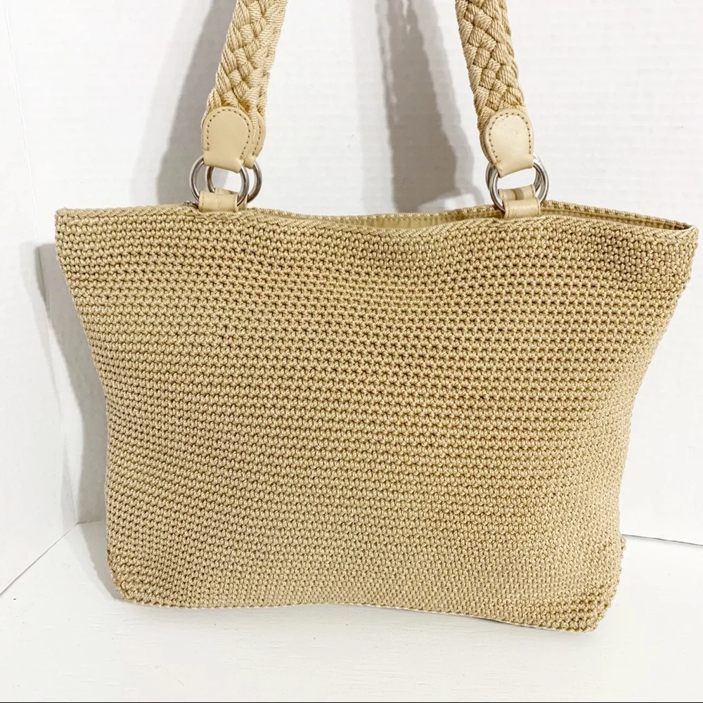 Lina Crocheted Shoulder Bag Braided Double Handles Solid Lining Zipped Closure